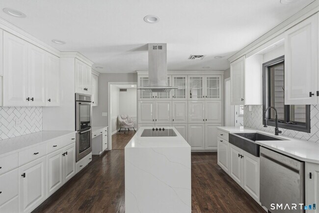 Building Photo - 35 W Ridge Dr