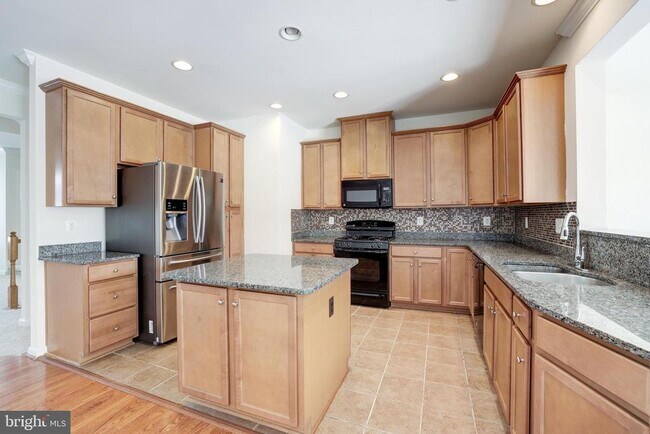 Building Photo - 25767 Double Bridle Terrace