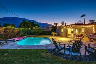 Building Photo - Family-Friendly Oasis in North Palm Springs