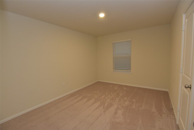 Building Photo - 16322 Dutton Clover Dr