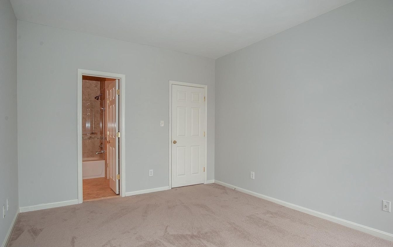 2nd Bedroom - 6954 Ellingham Cir