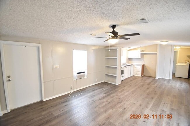 Building Photo - 7515 Symmes Rd