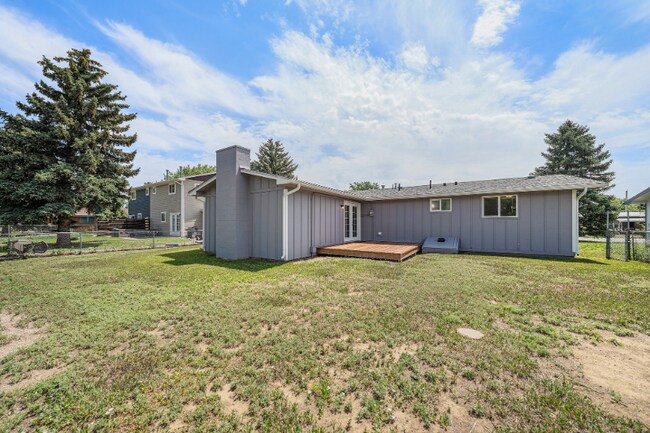 Building Photo - 1821 Diana Dr