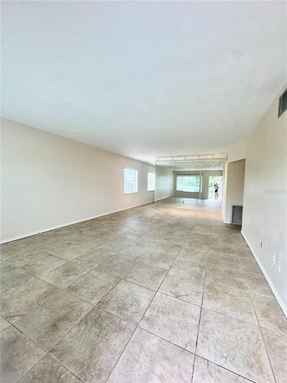 Building Photo - 2020 World Pkwy Blvd