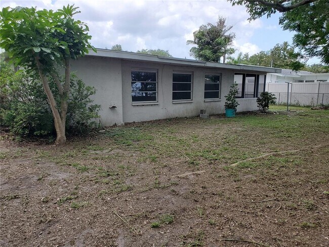 Building Photo - 4626 Hunter Ridge Dr