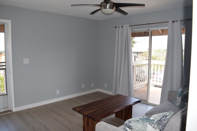 Building Photo - Southpointe - Upstairs 2 bedroom 1.5 bath ...