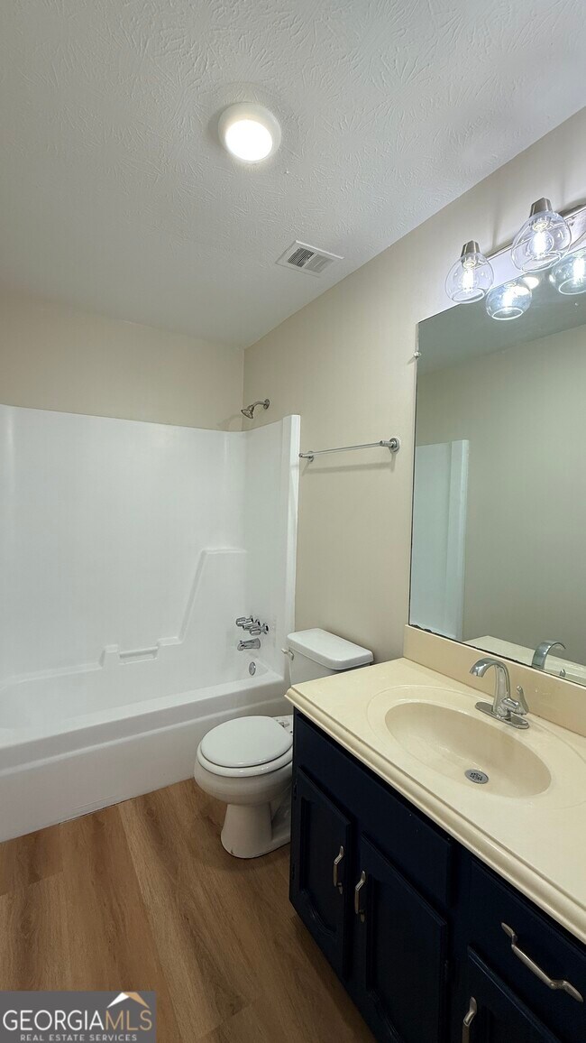 Building Photo - 60 Timber Mill Cir