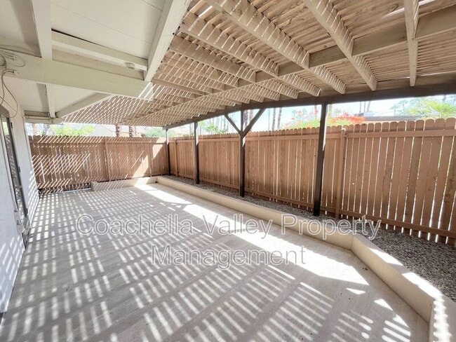 Building Photo - 73165 Tumbleweed Ln