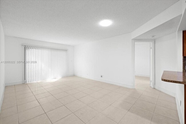 Building Photo - 8290 Lake Dr