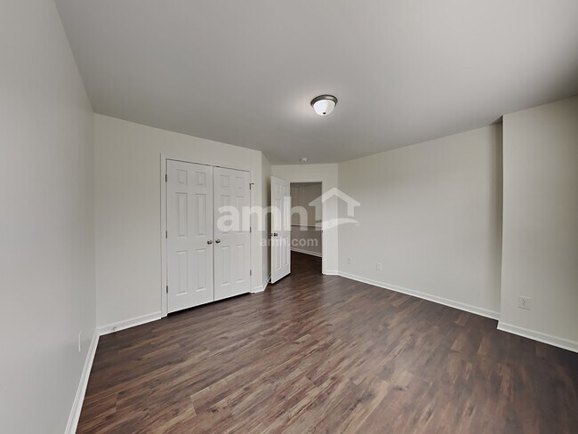 Building Photo - 5002 Guardian Ct