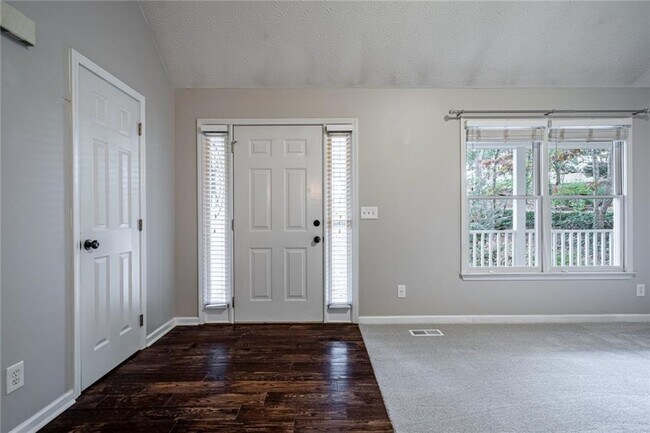 Building Photo - 225 Hawkins Farm Cir