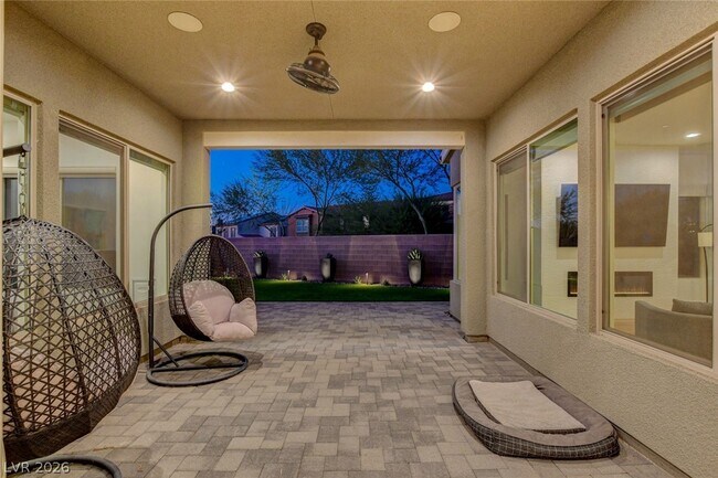 Building Photo - 2560 Bridle Oaks Ct