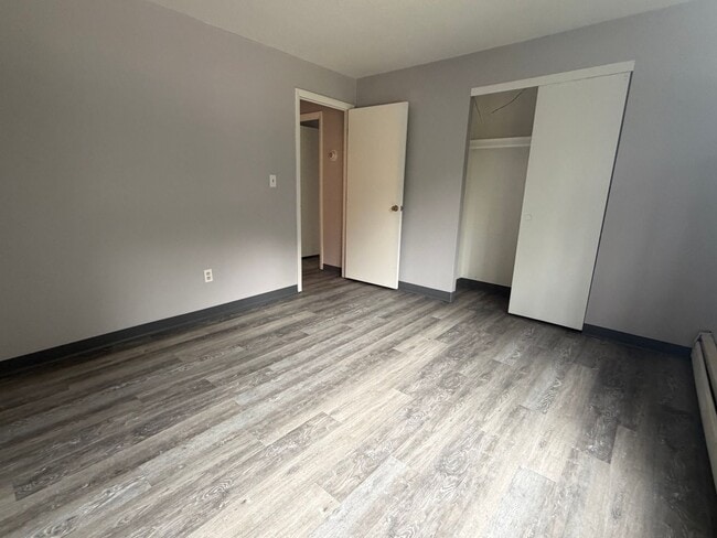 Building Photo - 128 Mammoth Rd