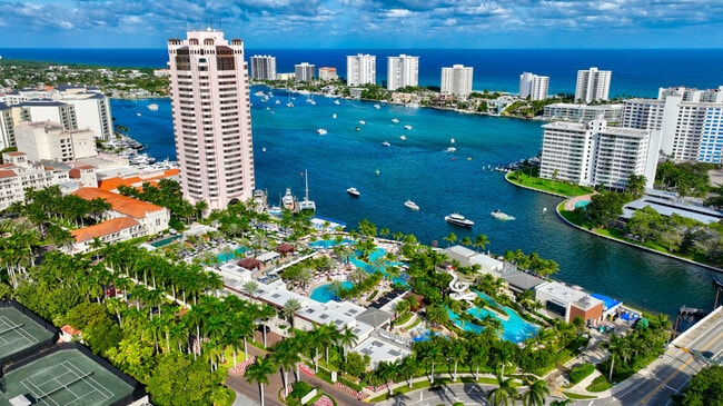 Building Photo - 331 Mizner Lake Estates Dr