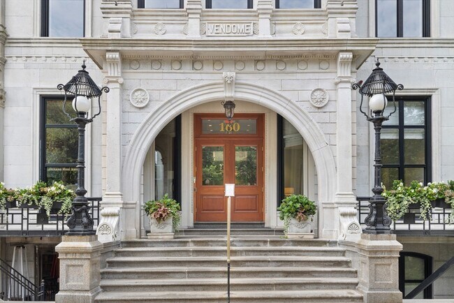 Building Photo - 160 Commonwealth Ave