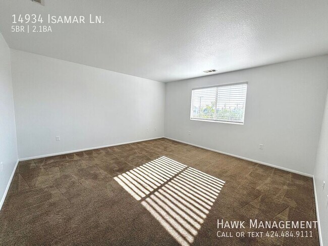 Building Photo - 14934 Isamar Ln