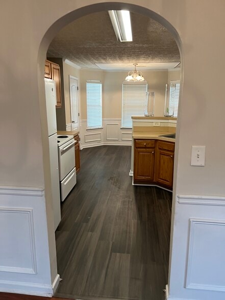 Building Photo - 827 Hannah Ct