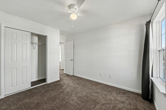 Building Photo - 146 Woodbrook Way