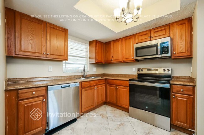 Building Photo - 5205 Garner Pl