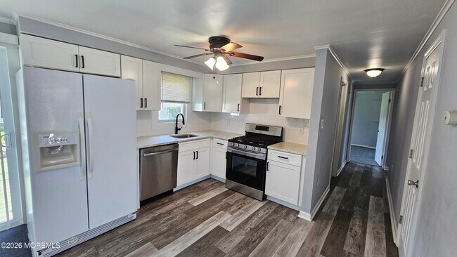 Building Photo - 1141 Cape May Dr