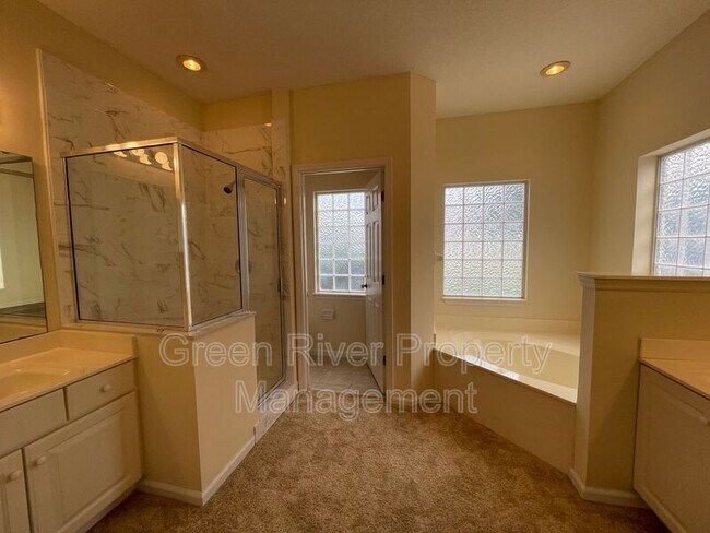 Building Photo - 1804 Sea Pines Ln