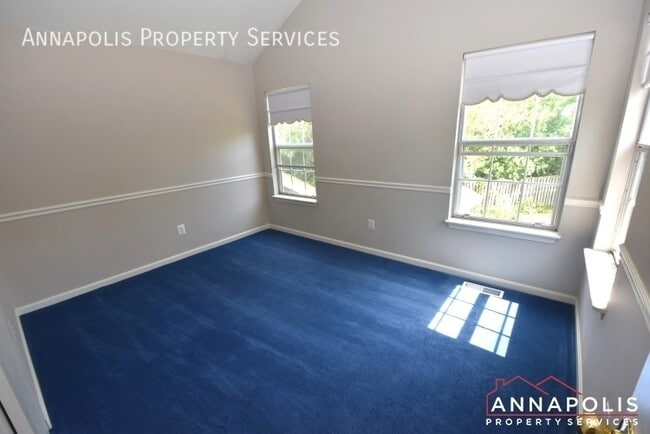 Building Photo - 932 Yachtsman Way