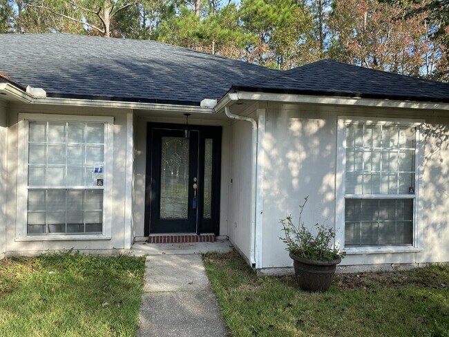 Building Photo - COMING SOON – 3 Bedroom, 2 Bathroom Single...