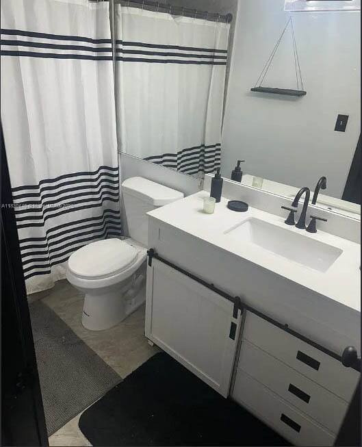 Building Photo - 1701 NE 191st St