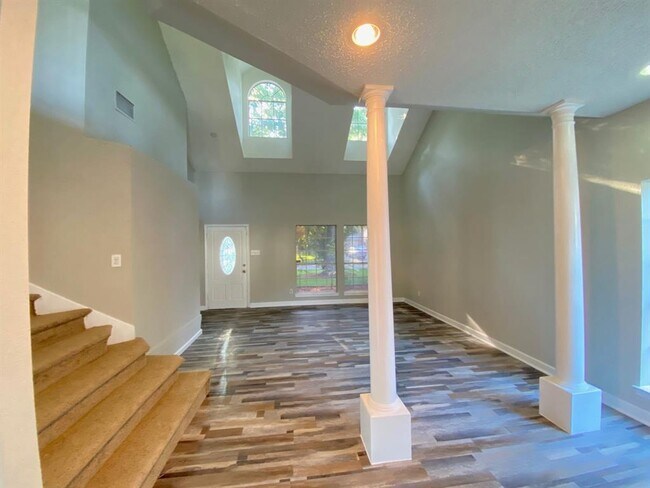 Building Photo - 4315 Palmer Plantation Dr