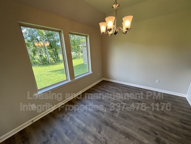 Building Photo - 119 Hill View Drive
