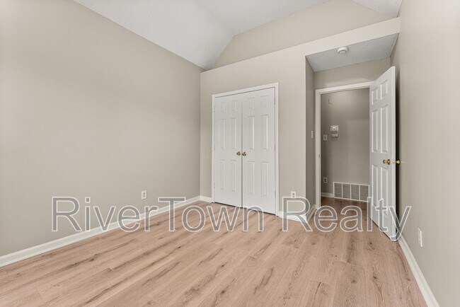 Building Photo - 7016 S Estacada Way