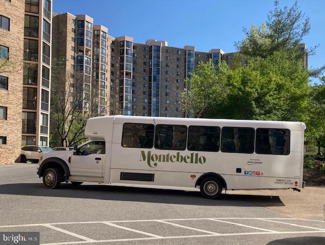 Building Photo - 5902 Mt Eagle Dr