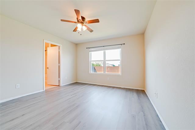 Building Photo - 1426 Raven Dr S