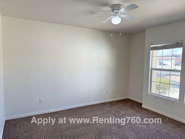 Building Photo - Spacious 4 Bed Home in Copper Hills Neighborhood!