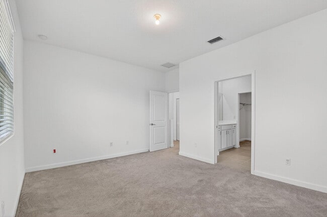 Building Photo - 4645 Meyerson Pl