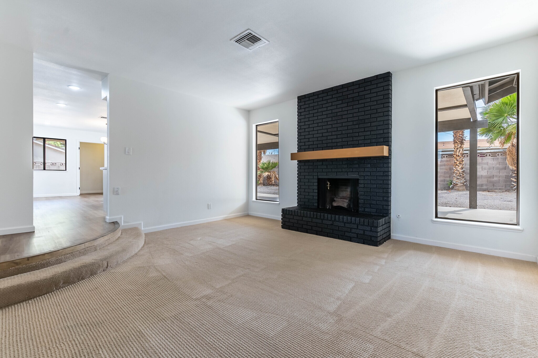 Building Photo - 700 Glen Abbey Cir