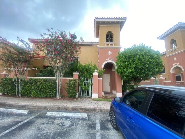 Building Photo - 700 SW 106th Ave