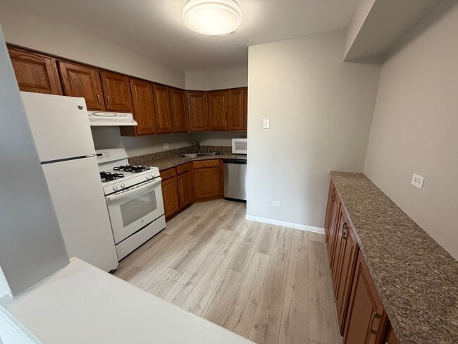 Building Photo - 5 Parkside Ct