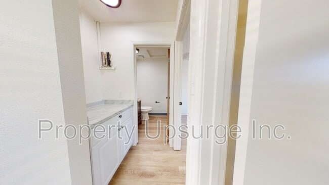 Building Photo - 2371 Washington Ave