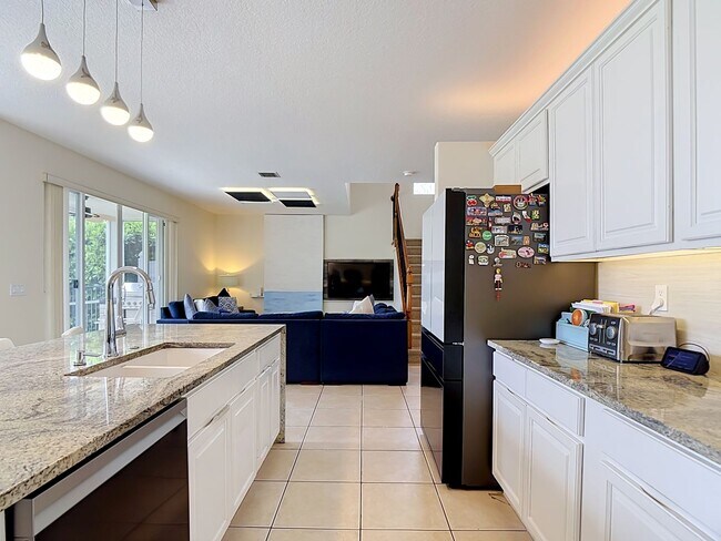 Building Photo - Beautiful Home for Rent in Royal Palm Beach!