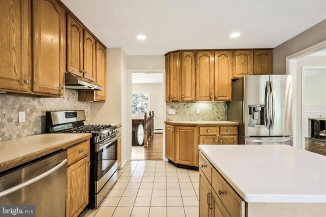 Building Photo - 9102 Old Mt Vernon Rd