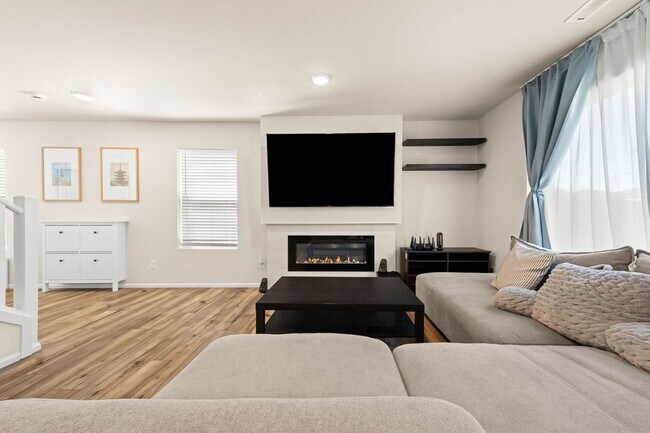 Building Photo - 15204 Prescott Lp SE