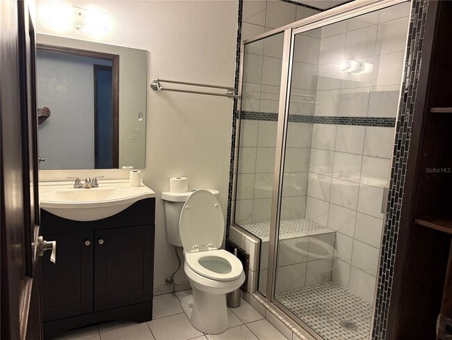 Building Photo - 626 Third Ave