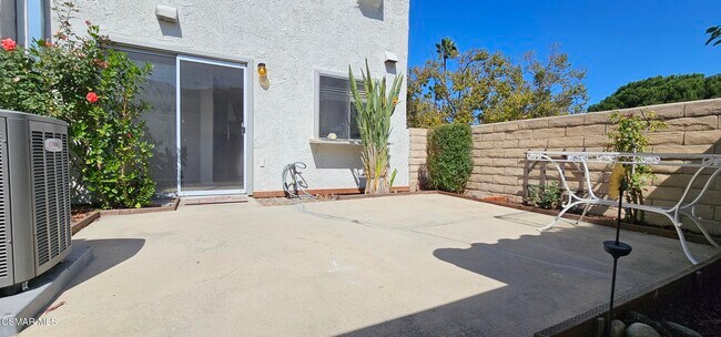 Building Photo - 346 Green Moor Pl