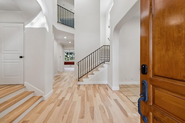 Building Photo - 7BR / 6BA Los Altos Home with Elevator, 3-Car Garage & EV Charging