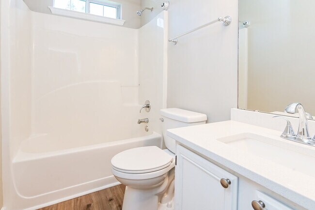 Building Photo - 8905 Bambi Ct