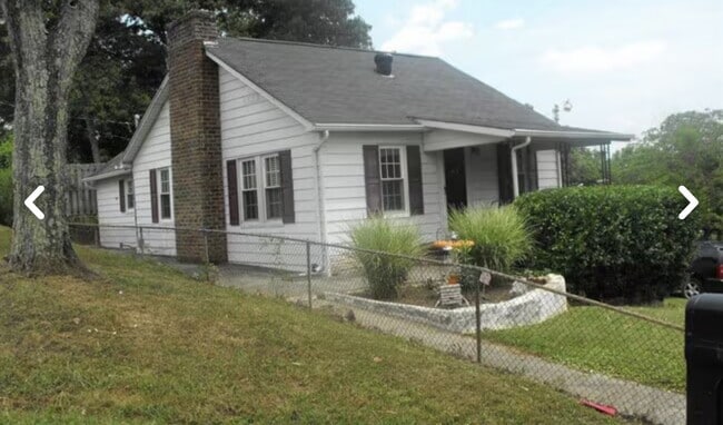 Primary Photo - 230 Nash Rd