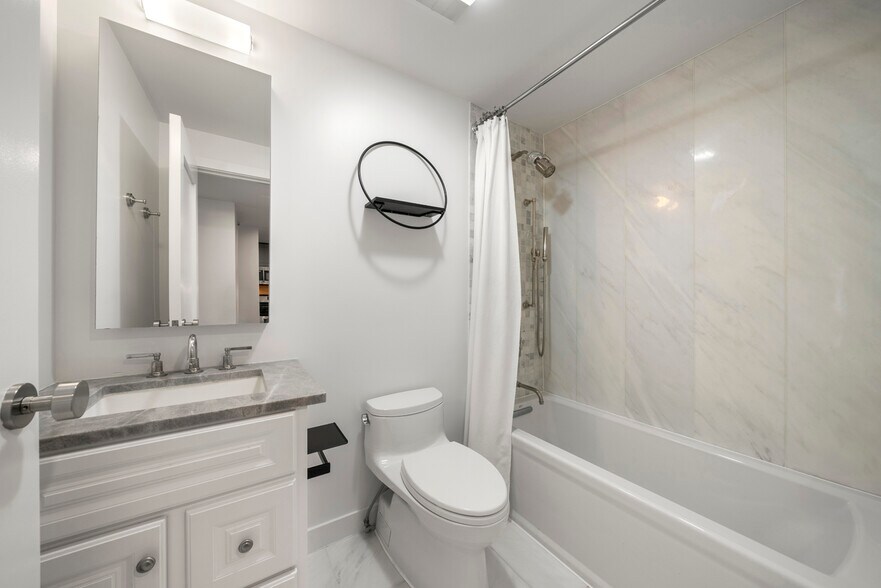 Building Photo - 417 Ellery Ct