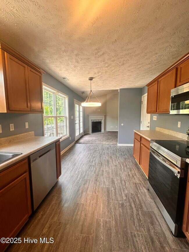 Building Photo - 2241 Stornoway Ct