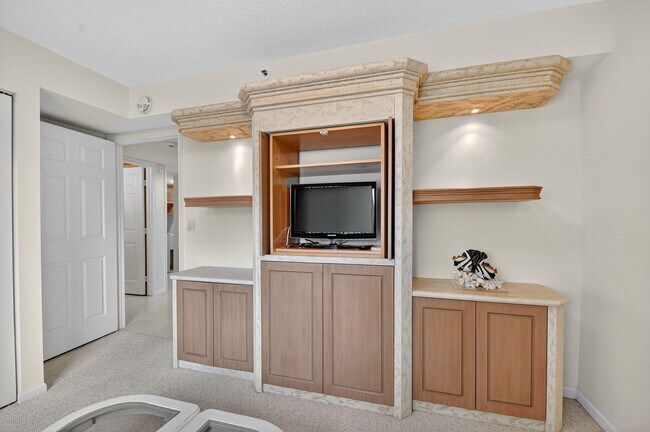 Building Photo - 12529 Imperial Isle Dr